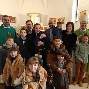 Biskup Šaško krstio peto dijete obitelji Delija